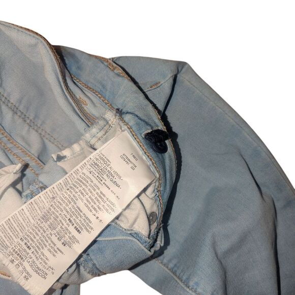 🛍️Levi's Kids  Straight Leg Jeans in Sky Blue - Picture 6 of 6